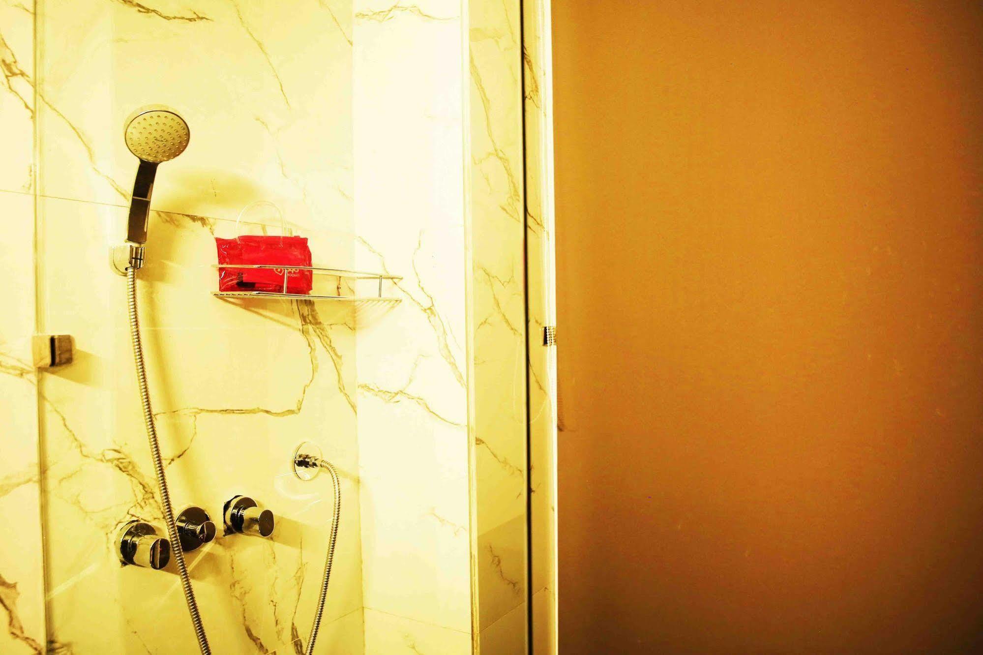 אמריצר Fabhotel Prudent מראה חיצוני תמונה