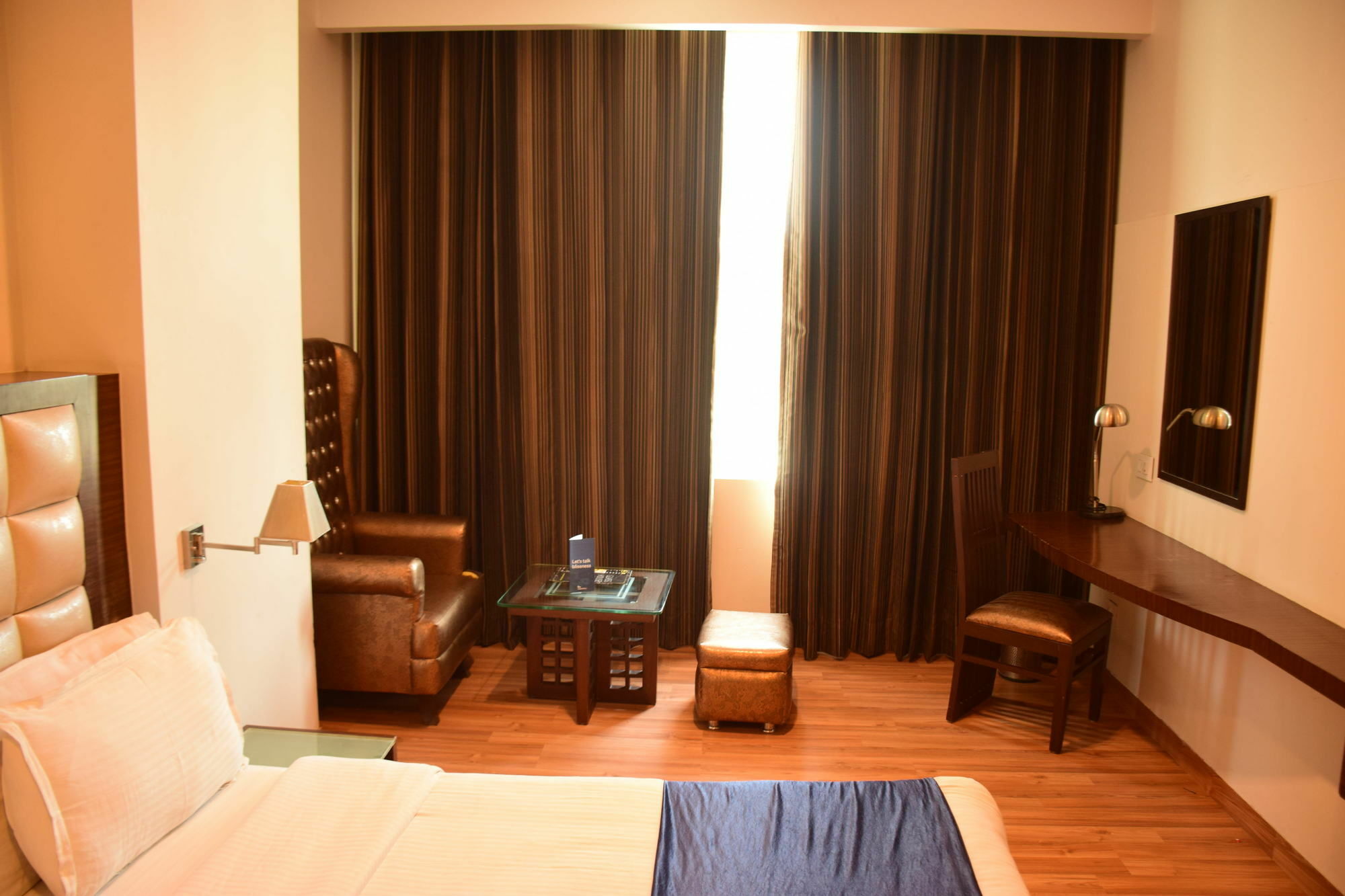 אמריצר Fabhotel Prudent מראה חיצוני תמונה